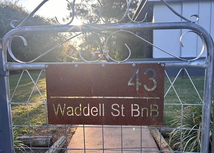 #1 Waddell St Studio Apartments